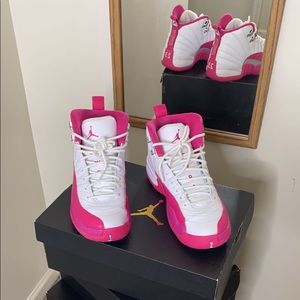 jordan Retro 12